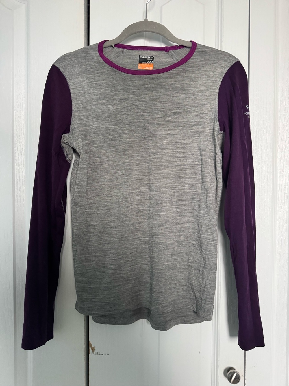 Icebreaker Merino Long Sleeve Top - Heather Gray with Magenta Trim